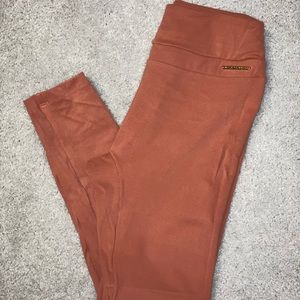 Whitney Simmons gymshark leggings